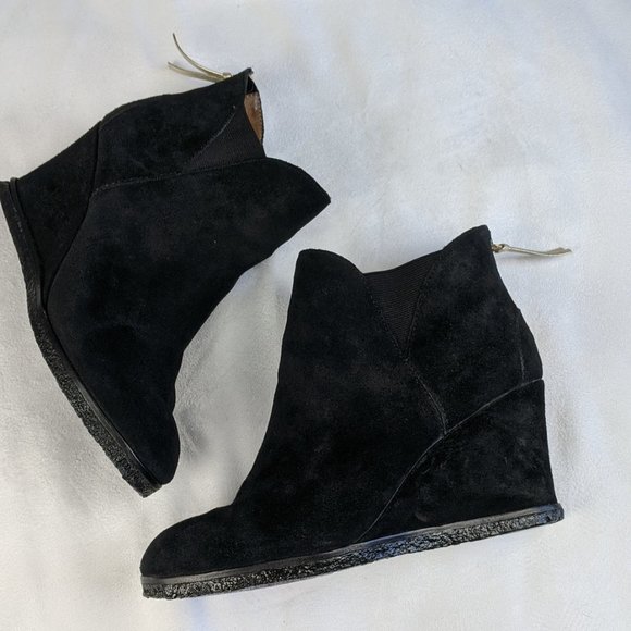 BETTYE MULLER Back Zip Wedge Ankle Boots Black 7 - Picture 1 of 9